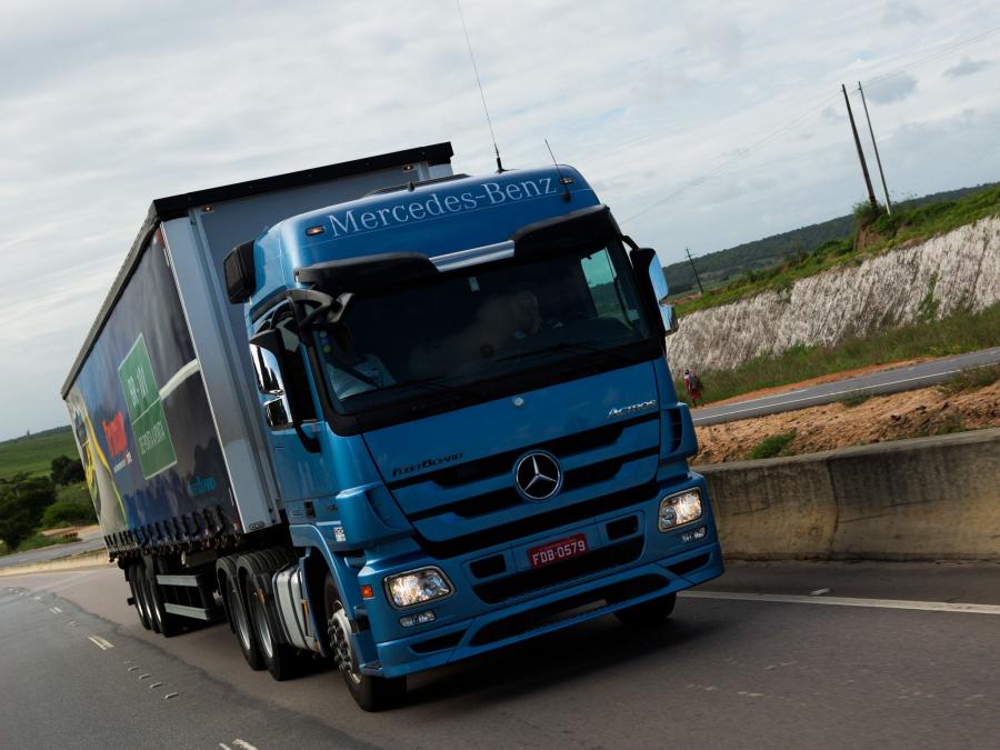  Mercedes-Benz Actros 2546 LS 2008 года  (фото 8 из 13)